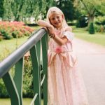 Doornroosje jurk - kroon, toverstaf, handschoenen