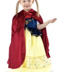 Voor bij je Belle jurk - rode cape met kap