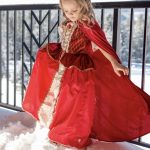 Voor bij je Belle jurk - rode cape met kap