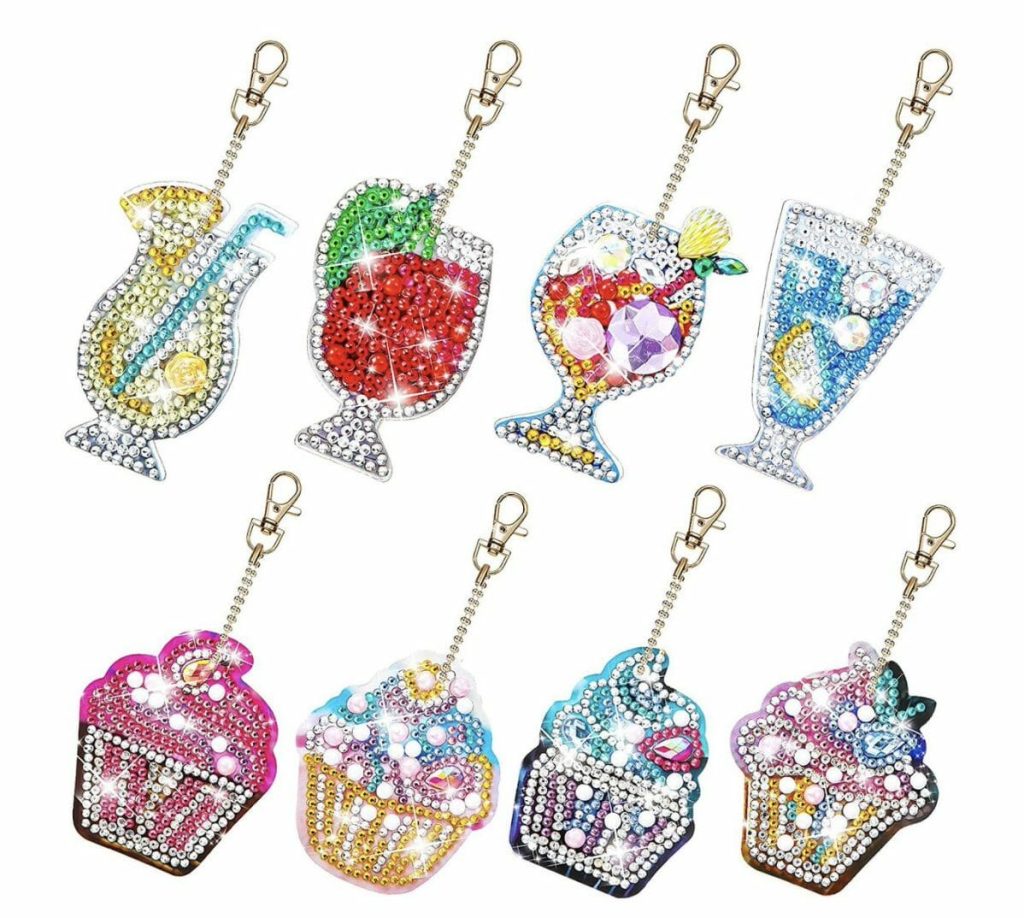 Diamond Painting Sleutelhanger - Dubbelzijdig - 8 x sleutelhanger - Eten en Drinken - Cocktail- Cupake - Volwassenen - Hobby - Kinderen - volledig pakket - Kinderfeestje - Maak je eigen sleutelhanger - Hanger voor aan je tas
