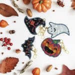 Diamond Painting Sleutelhanger - Dubbelzijdig - Halloween - Spook - 4 x sleutelhanger - Volwassenen - Hobby - Kinderen - volledig pakket - Kinderfeestje - Zelf sleutelhanger maken - Hanger voor aan je tas