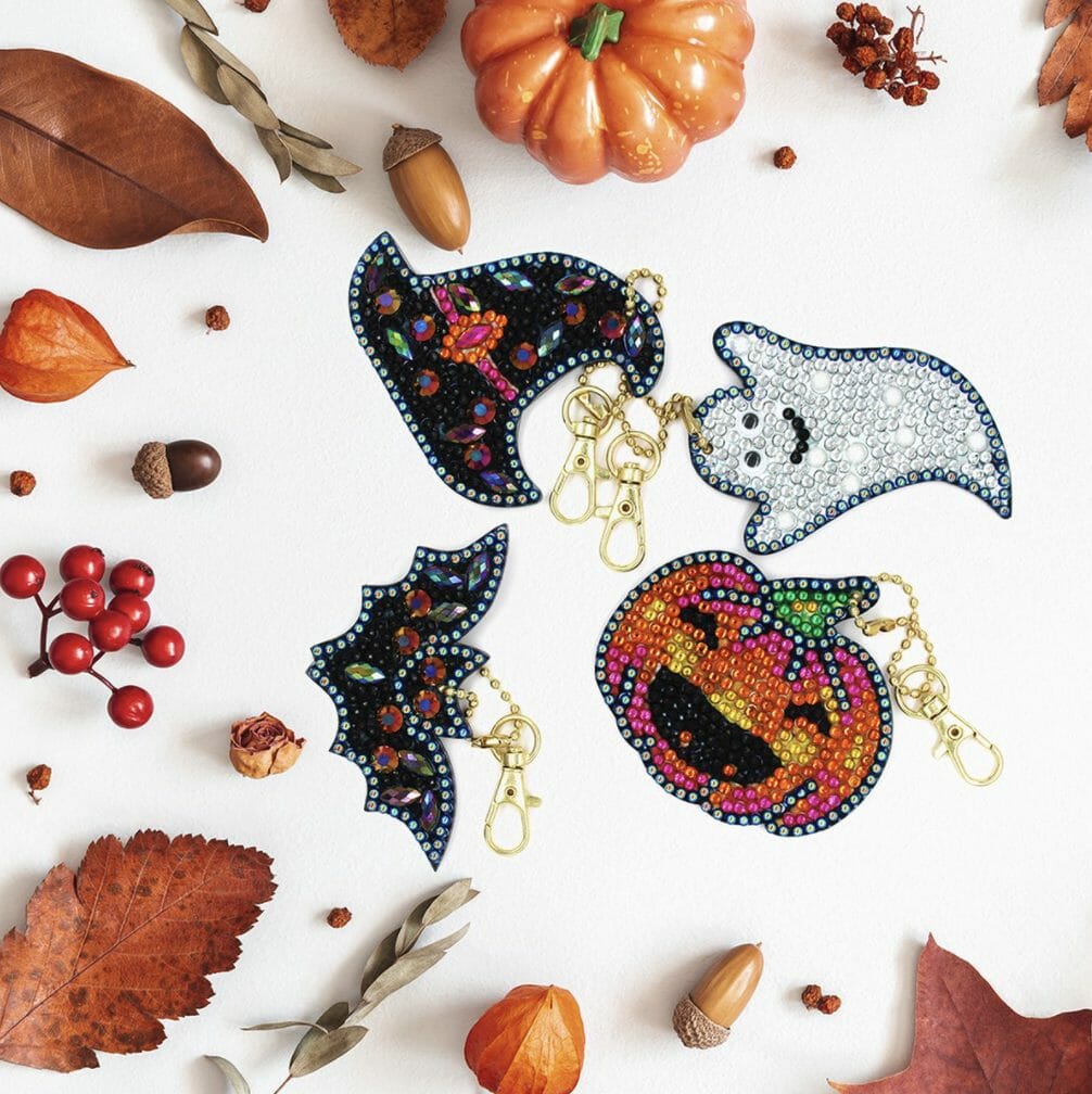 Diamond Painting Sleutelhanger - Dubbelzijdig - Halloween - Spook - 4 x sleutelhanger - Volwassenen - Hobby - Kinderen - volledig pakket - Kinderfeestje - Zelf sleutelhanger maken - Hanger voor aan je tas