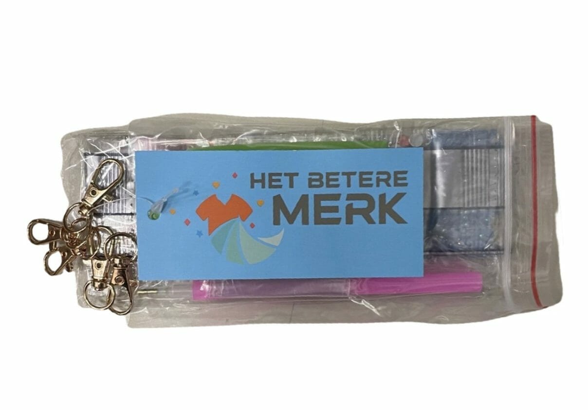 Diamond Painting Sleutelhanger - 8 stuks - Dubbelzijdig - Vogel - Vlinder - Hobby - Afbeelding 9