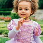 2x Rapunzel Deluxeprinsessenjurken+Rapunzel haarband+Toverstaf/Kroon