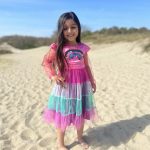 Het Betere Merk - Roze jurk met pailletten -Juwelen - Toverstaf - Kroon