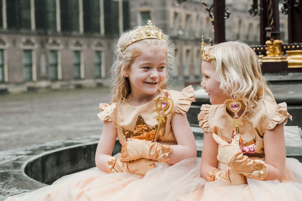 Beganly Meisjes Elegante Prinses Kantenjurk Peuter Vintage Pom Pom Fladdermouwen Feestjurken, 6 Jaar