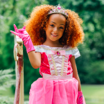 Doornroosje + kroon + toverstaf - roze prinsessenjurk