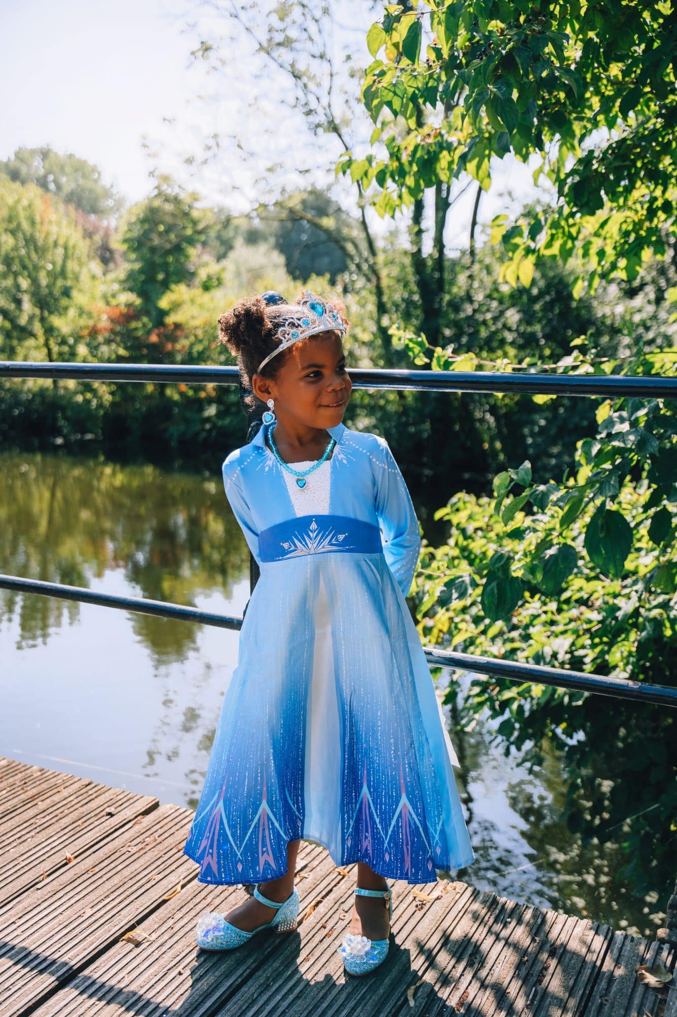 Elsa Jurk + Tiara, Toverstaf, Handschoenen, Juwelen - Prinsessenjurk - Frozen - Afbeelding 2