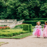 Rapunzel + Belle jurk + haarband + toverstaf/kroon