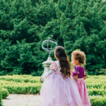 Rapunzel + Belle jurk + haarband + toverstaf/kroon