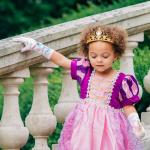Rapunzel + Belle jurk + haarband + toverstaf/kroon